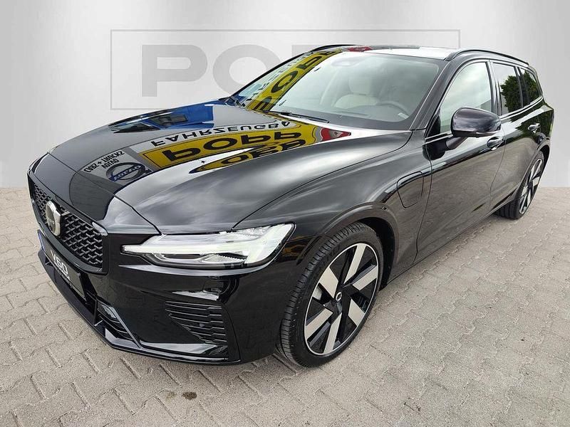 Onyx black Gebraucht 2024 Volvo V60 Ultra Kombi | 52.990 € - Bild 1/4