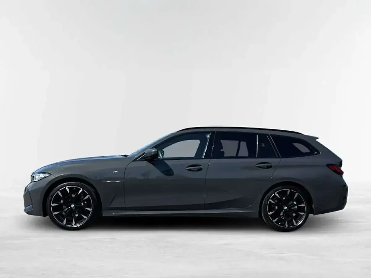 Gebraucht BMW 320 M Sport 184 PS (135 kW) 2025 Grau Kombi