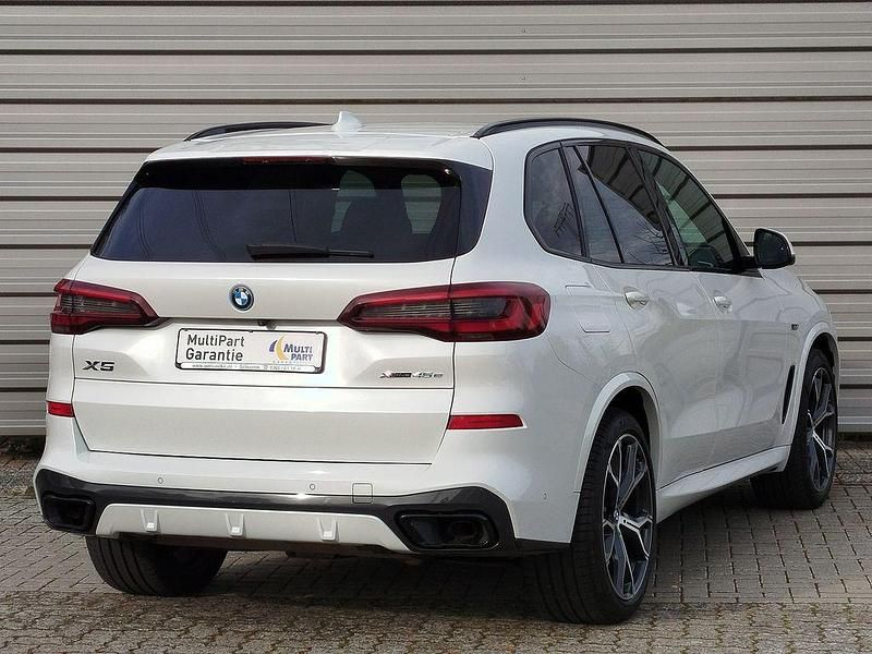 Gebraucht BMW X5 M Sport 394 PS (289 kW) 2022 Weiß SUV