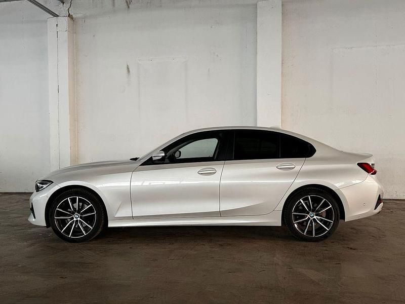 Gebraucht BMW 320 Advantage 184 PS (135 kW) 2020 Weiß Limousine