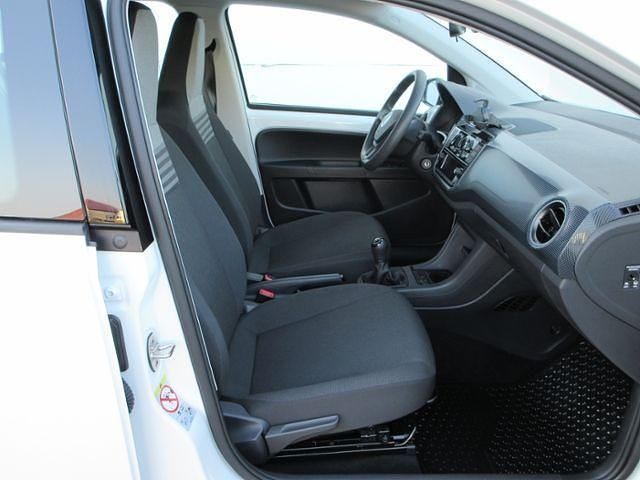 Gebraucht VW up! Move 65 PS (47 kW) 2022 Weiß Kleinwagen