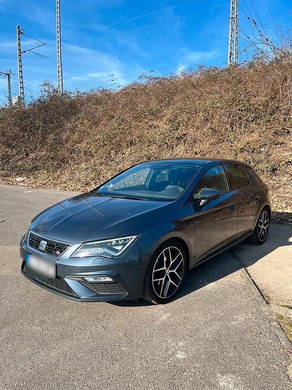 Gebraucht Seat Leon FR 150 PS (110 kW) 2018 Grau Kleinwagen