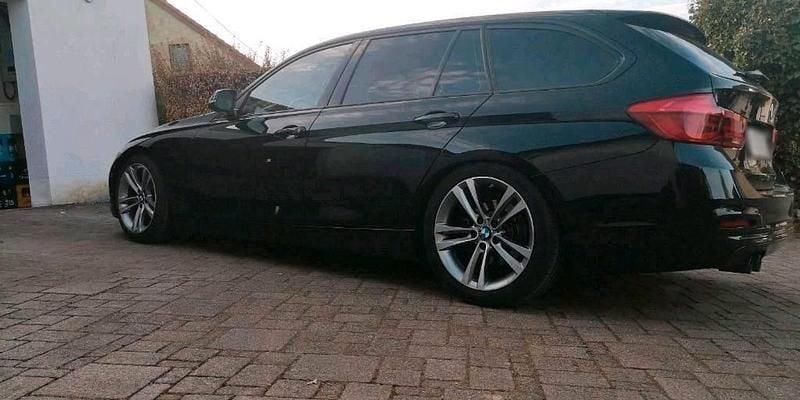 Usata BMW 330 252 CV (185 kW) 2018 Nero Station wagon