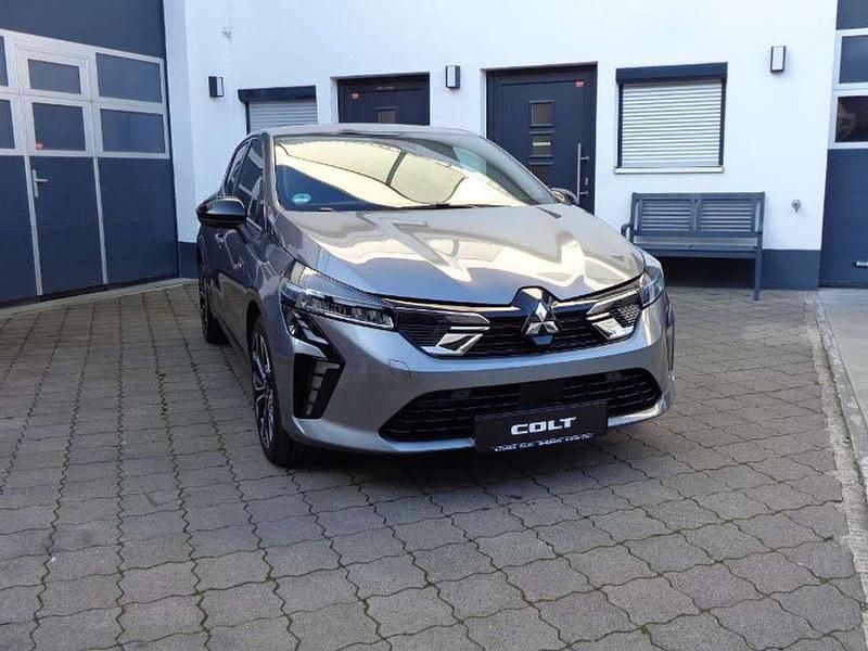 Neu Mitsubishi Colt Edition 143 PS (105 kW) 2025 Achatgrau Kleinwagen