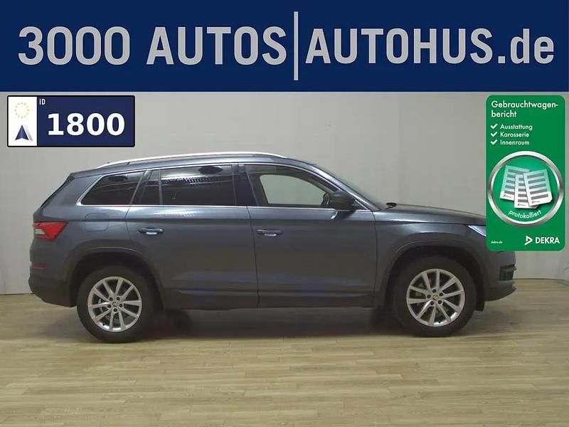 Grau Gebraucht 2020 Skoda Kodiaq Style SUV | 16.980 € (Superpreis) - Bild 1/4
