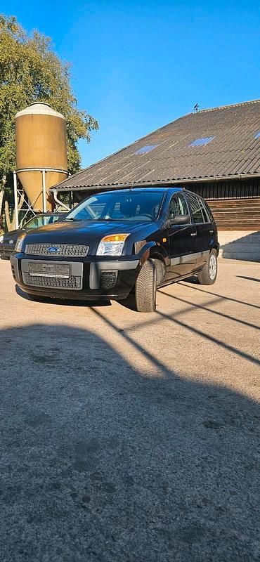 Schwarz Gebraucht 2007 Ford Fusion Limousine | 1.700 € (Guter Preis) - Bild 1/4