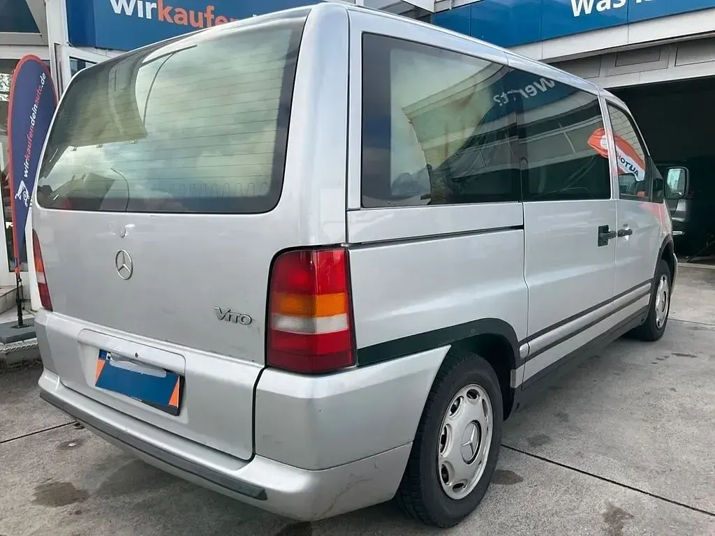 Gebraucht Mercedes Vito 122 PS (89 kW) 2003 Van