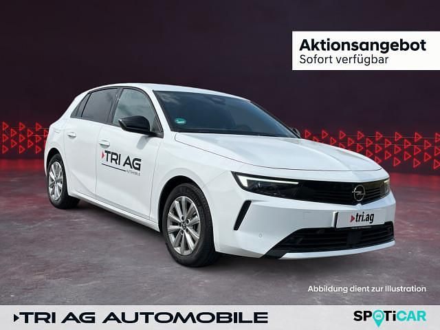Weiß Gebraucht 2025 Opel Astra Edition Limousine | 21.990 € (Superpreis) - Bild 1/4