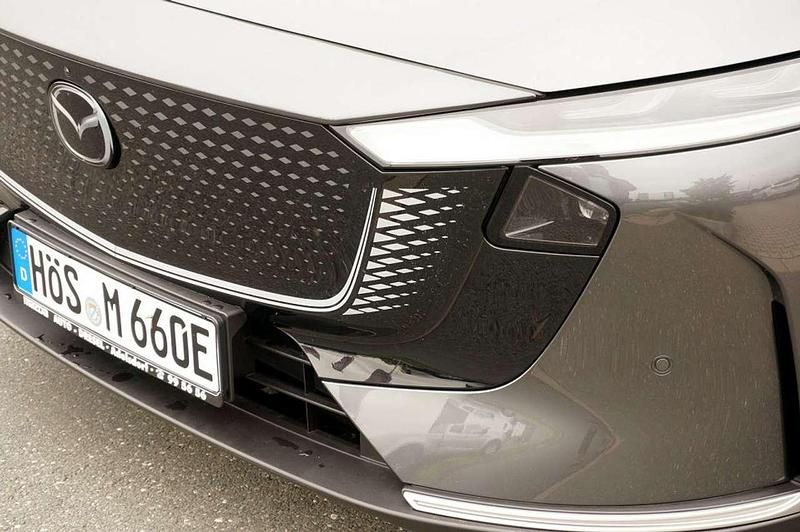 Neu Mazda 6e Takumi-Line 189 kW (258 PS) 2025 Machine gray Limousine