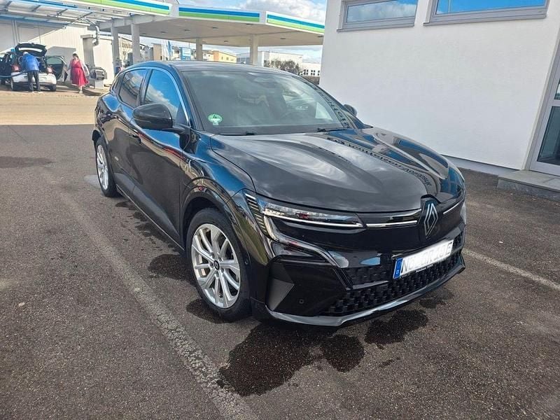 Gebraucht Renault Megane E-Tech Techno 161 kW (220 PS) 2022 Schwarz Limousine