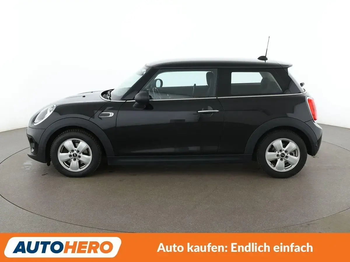 Gebraucht Mini ONE 75 PS (55 kW) 2018 Schwarz Kleinwagen