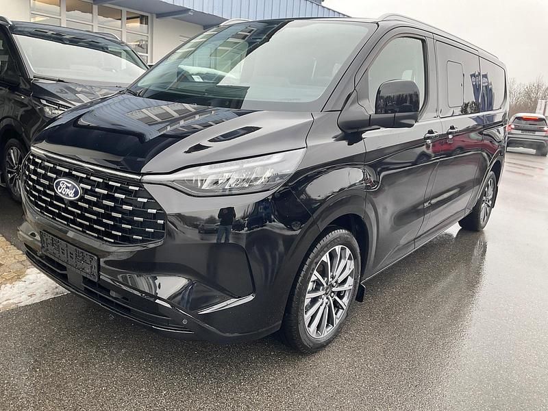 Neu Ford Tourneo Titanium X 232 PS (170 kW) 2025 Agate black metallic Van / Kleinbus