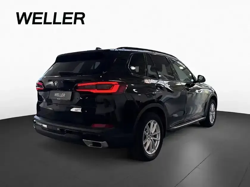 Gebraucht BMW X5 Comfort Edition 231 PS (169 kW) 2023 Schwarz ii (schwarz) SUV