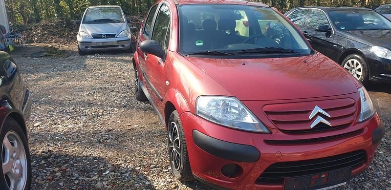 Gebraucht Citroën C3 Advance 60 PS (44 kW) 2006 Rot Kleinwagen