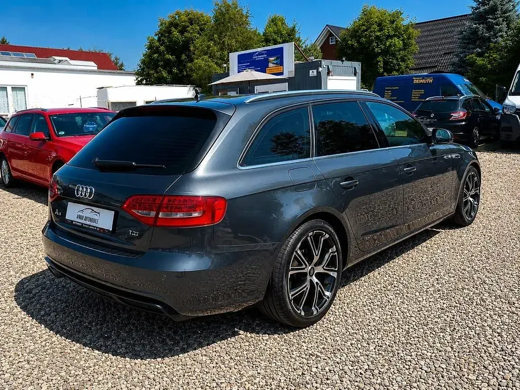 Gebraucht Audi A4 Attraction 160 PS (117 kW) 2009 Grau Kombi