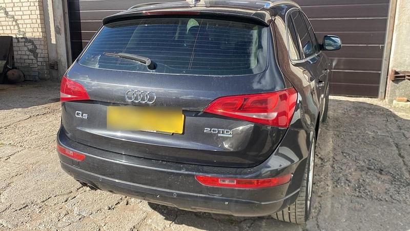 Gebraucht Audi Q5 140 PS (102 kW) 2009 Schwarz SUV