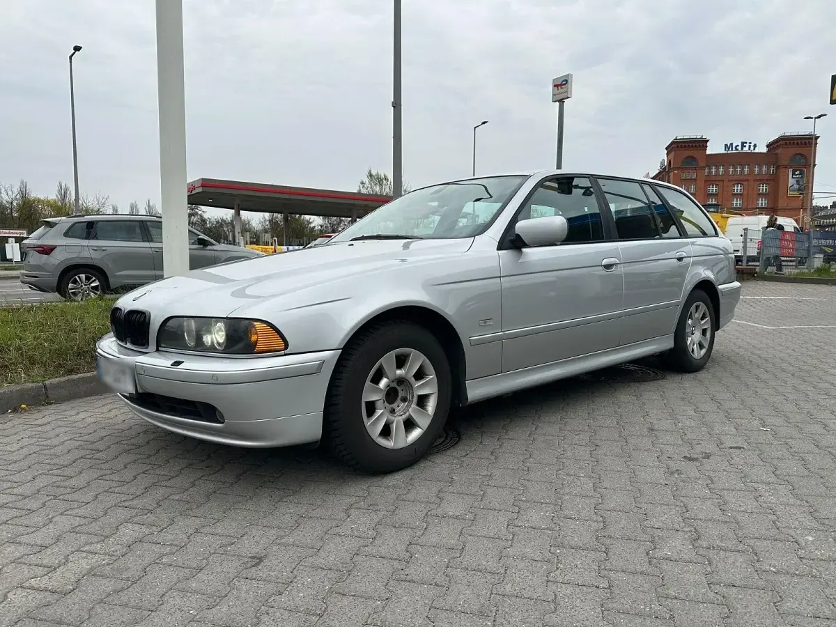 Gebraucht BMW 525 192 PS (141 kW) 2000 Silber Kombi
