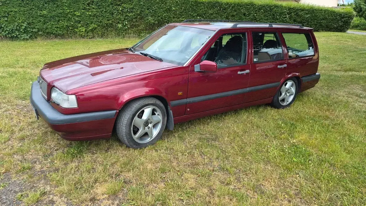 Gebraucht Volvo 850 226 PS (166 kW) 1994 Rot Kombi