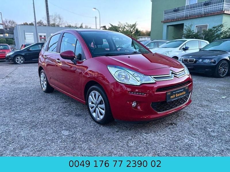 Rot Gebraucht 2015 Citroën C3 SELECTION Limousine | 4.990 € (Fairer Preis) - Bild 1/3