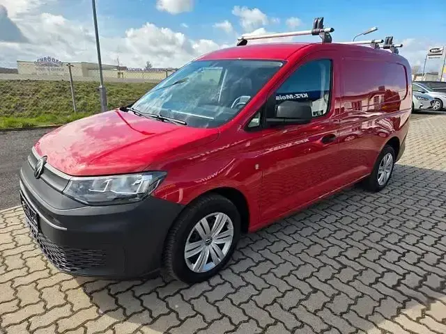 Gebraucht VW Caddy 114 PS (83 kW) 2022 Rot Van / Kleinbus