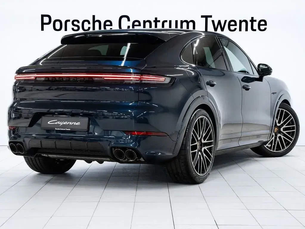 Neu Porsche Cayenne S E-Hybrid Black Edition 519 PS (381 kW) 2026 Blau SUV