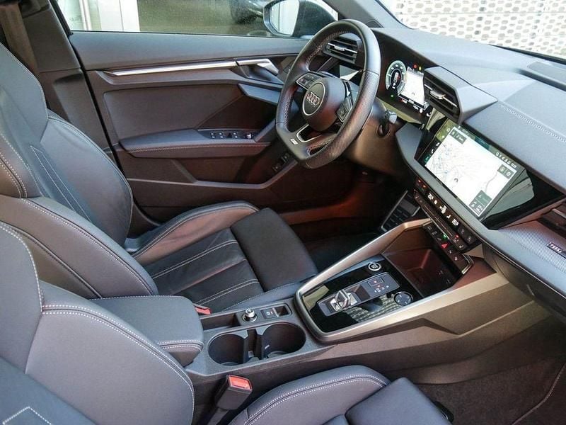 Używany Audi A3 S-Line 204 KM (150 kW) 2022 Szary Sedan/Limuzyna