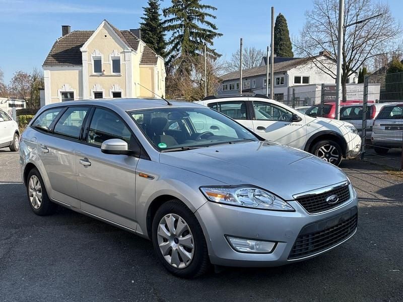 Gebraucht Ford Mondeo 145 PS (106 kW) 2008 Silber Kombi