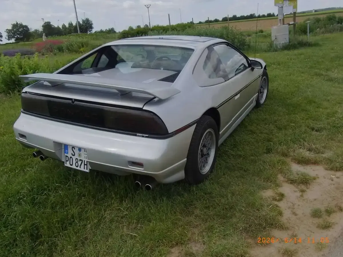 Gebraucht Pontiac Fiero 126 PS (92 kW) 1987 Silber Coupé