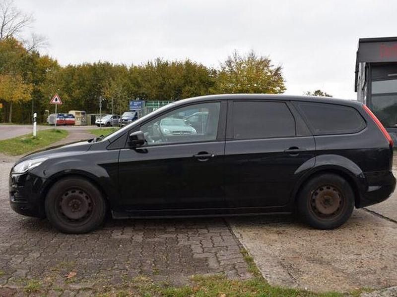Gebraucht Ford Focus Style 109 PS (80 kW) 2009 Schwarz Limousine