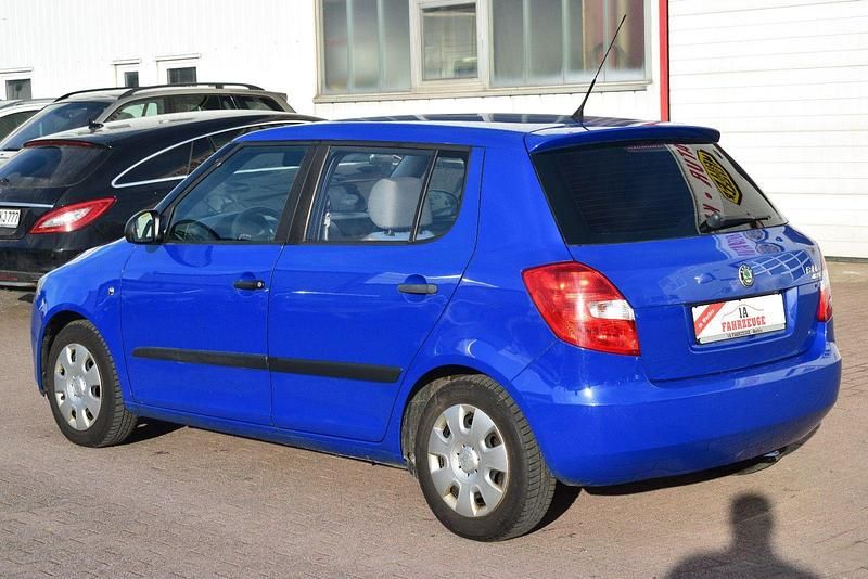 Gebraucht Skoda Fabia Cool Edition 60 PS (44 kW) 2012 Blau Kleinwagen