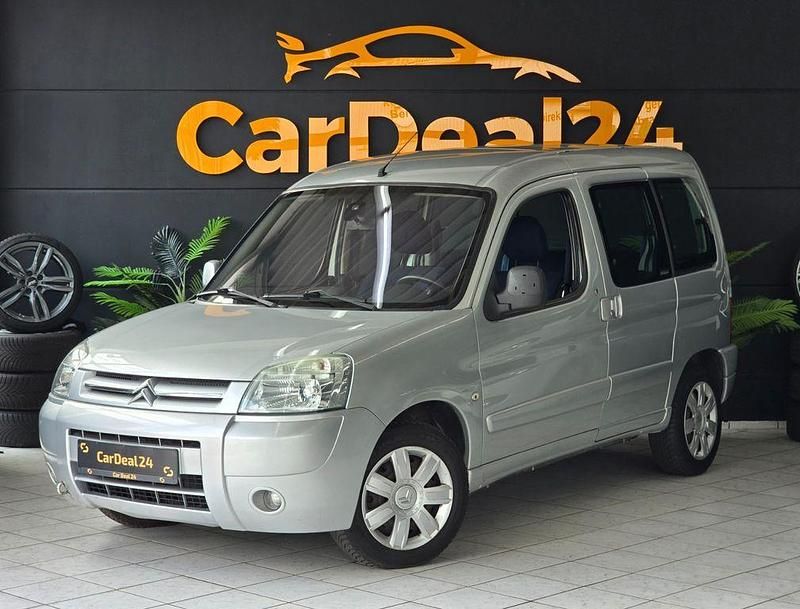 Silber Gebraucht 2006 Citroën Berlingo Van / Kleinbus | 4.999 € (Teuer) - Bild 1/4