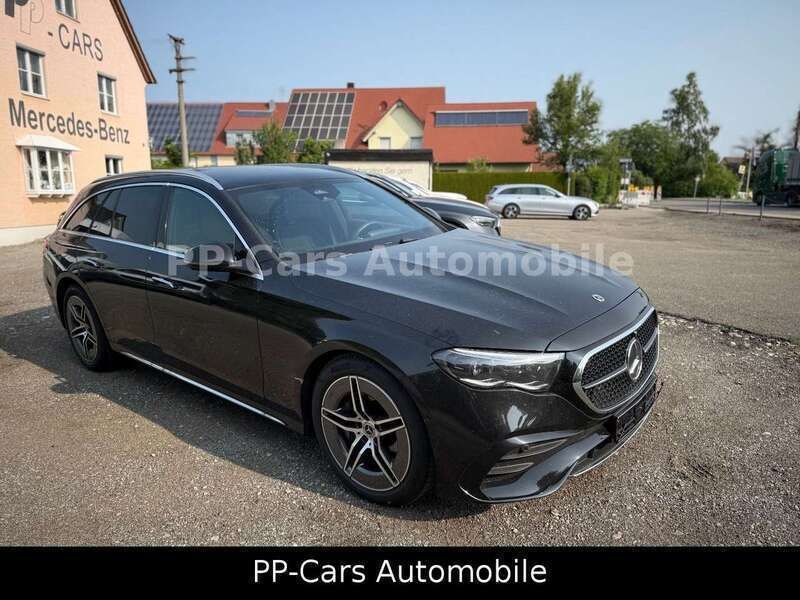 Obsidianschwarmet. Gebraucht 2024 Mercedes E450 Advanced Plus Kombi | 65.550 € (Guter Preis) - Bild 1/4