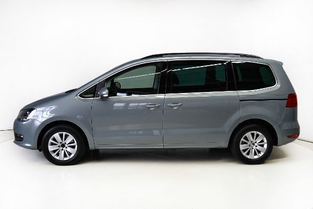 Gebraucht VW Sharan Comfortline 170 PS (125 kW) 2011 Grau metallic Van / Kleinbus