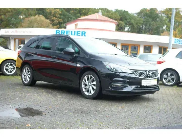 Schwarz Gebraucht 2022 Opel Astra Limousine | 15.880 € (Superpreis) - Bild 1/4
