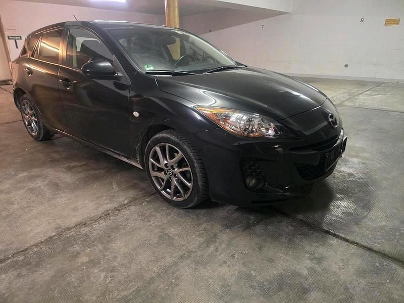 Gebraucht Mazda 323 2013 Schwarz Kleinwagen