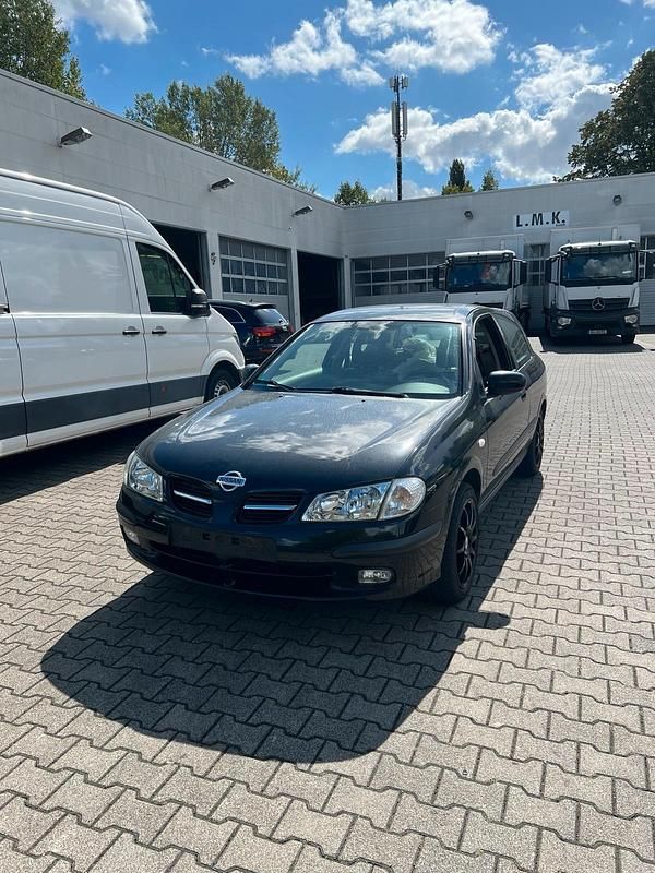 Schwarz Gebraucht 2000 Nissan Almera Kleinwagen | 599 € (Guter Preis) - Bild 1/4