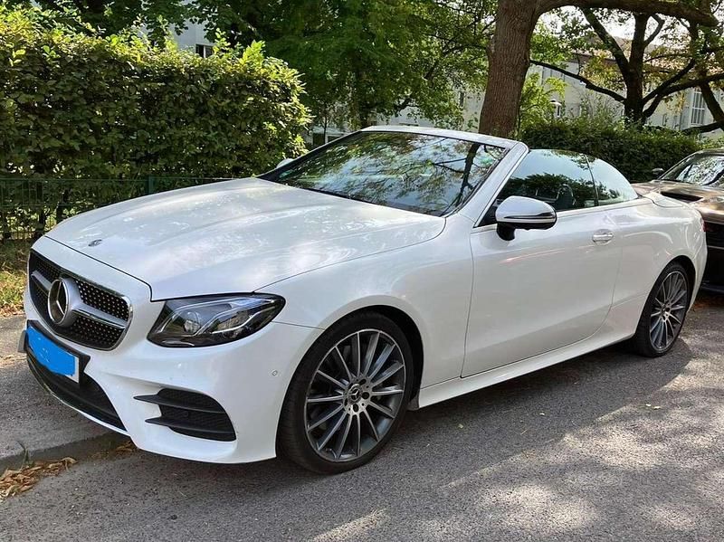 Gebraucht Mercedes E400 AMG line 333 PS (244 kW) 2017 Weiß Cabrio
