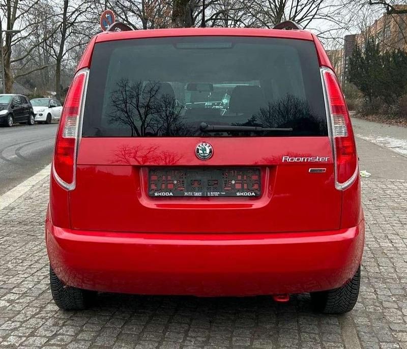 Gebraucht Skoda Roomster Plus Edition 105 PS (77 kW) 2012 Corridarot Van / Kleinbus