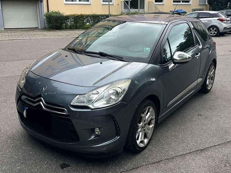 Silber Gebraucht 2010 Citroën DS3 So Chic Limousine | 4.850 € (Fairer Preis) - Bild 1/4