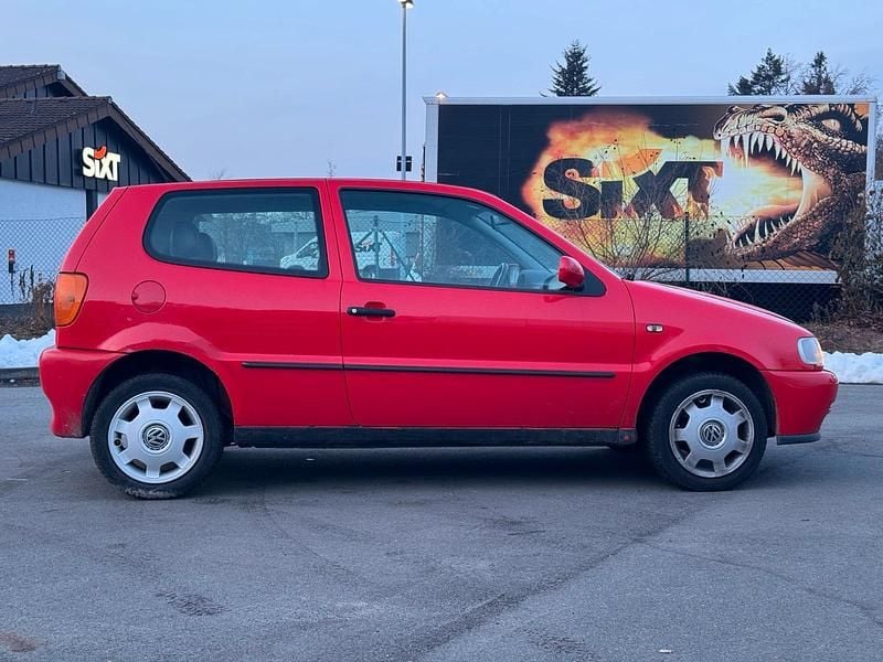 Gebraucht VW Polo 60 PS (44 kW) 1998 Rot Kleinwagen