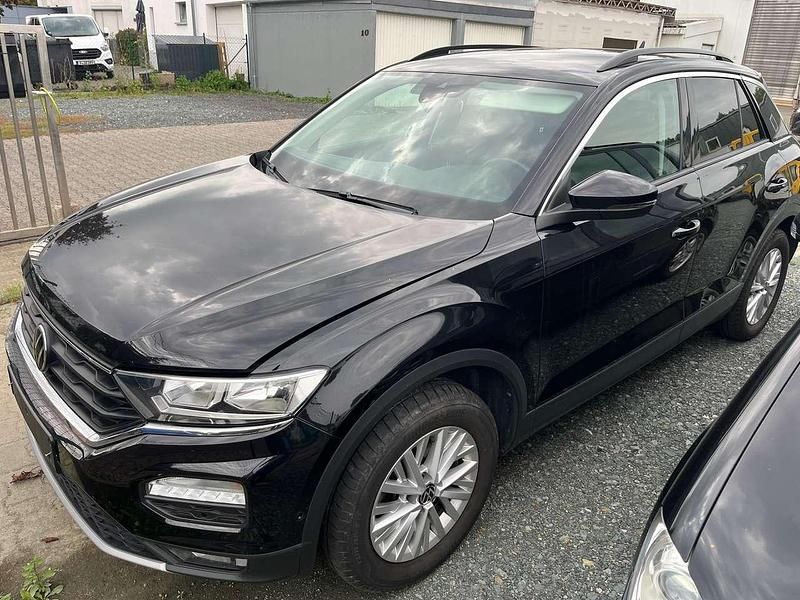 Deep black Gebraucht 2020 VW T-Roc Style SUV | 12.790 € (Guter Preis) - Bild 1/4