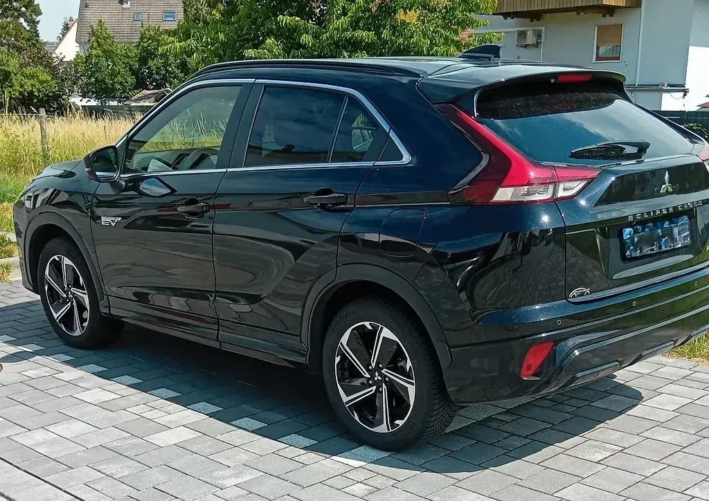 Gebraucht Mitsubishi Eclipse Cross Select 188 PS (138 kW) 2022 Schwarz SUV