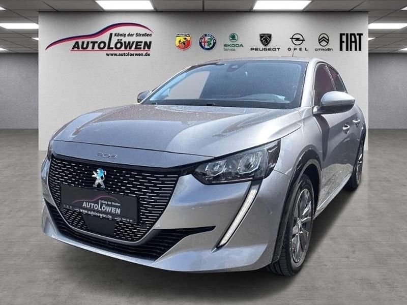 Silber Gebraucht 2021 Peugeot e-208 Allure Kleinwagen | 17.339 € (Fairer Preis) - Bild 1/4