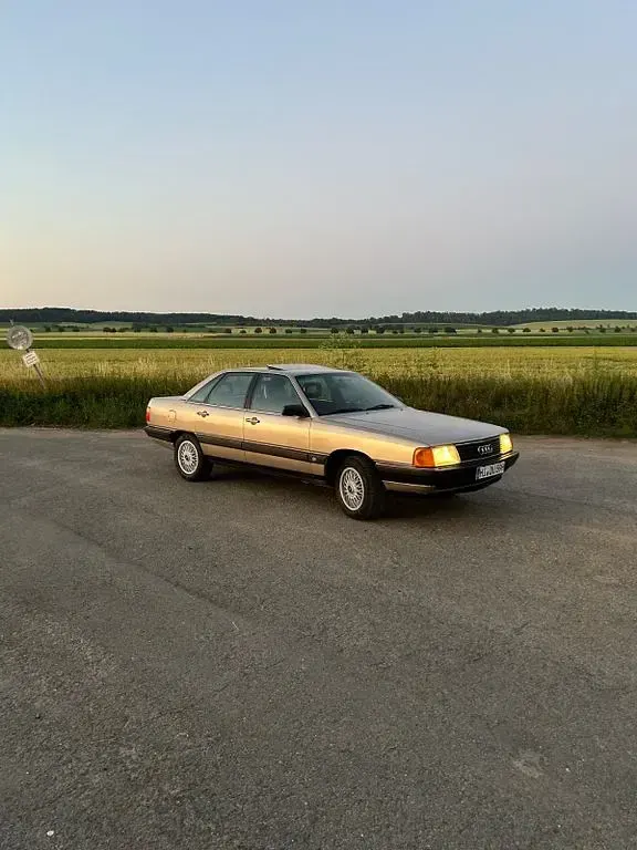 Gebraucht Audi 100 116 PS (85 kW) 1986 Beige Limousine