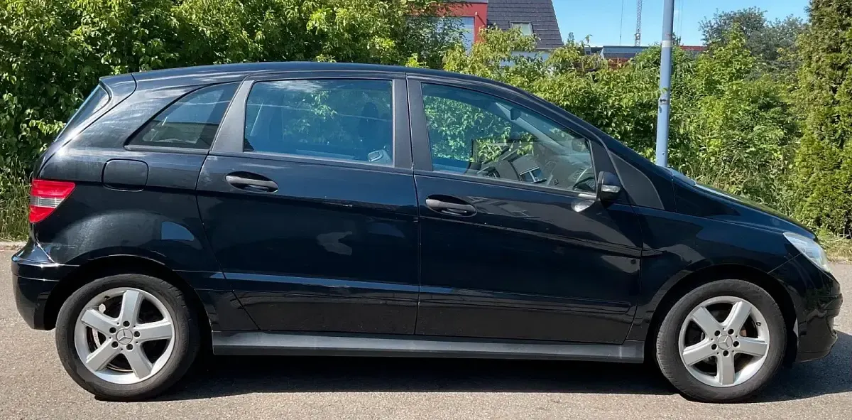 Gebraucht Mercedes B170 116 PS (85 kW) 2006 Schwarz Van / Kleinbus