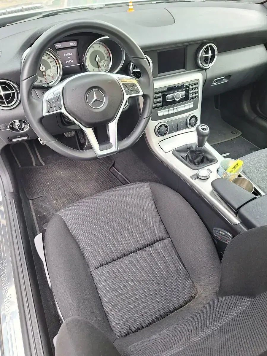 Gebraucht Mercedes SLK200 184 PS (135 kW) 2011 Silber Cabrio