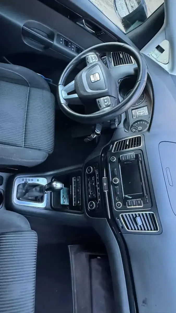 Gebraucht Seat Alhambra 170 PS (125 kW) 2011 Schwarz Van / Kleinbus