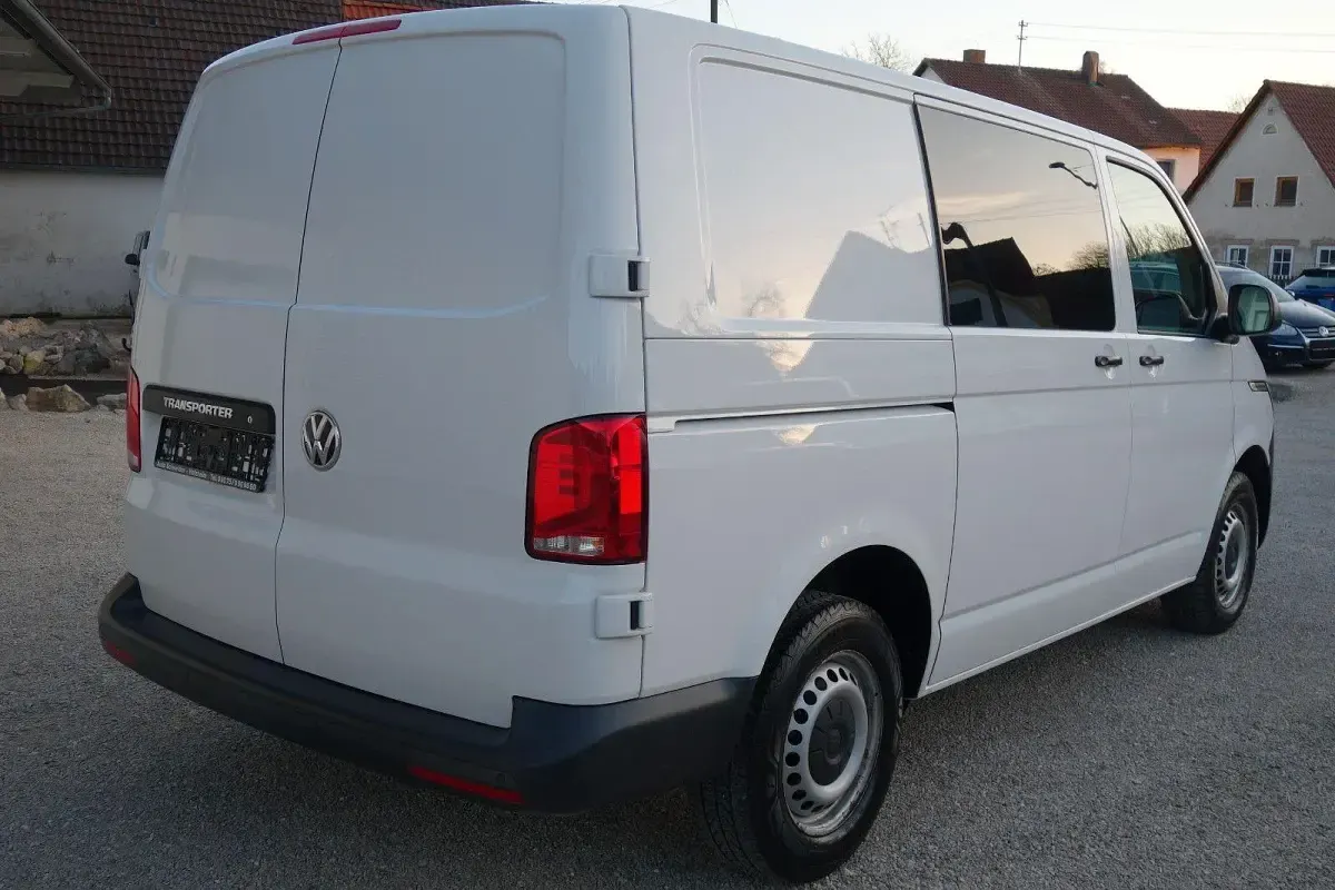Usado VW Transporter 150 CV (110 kW) 2020 Blanco Van