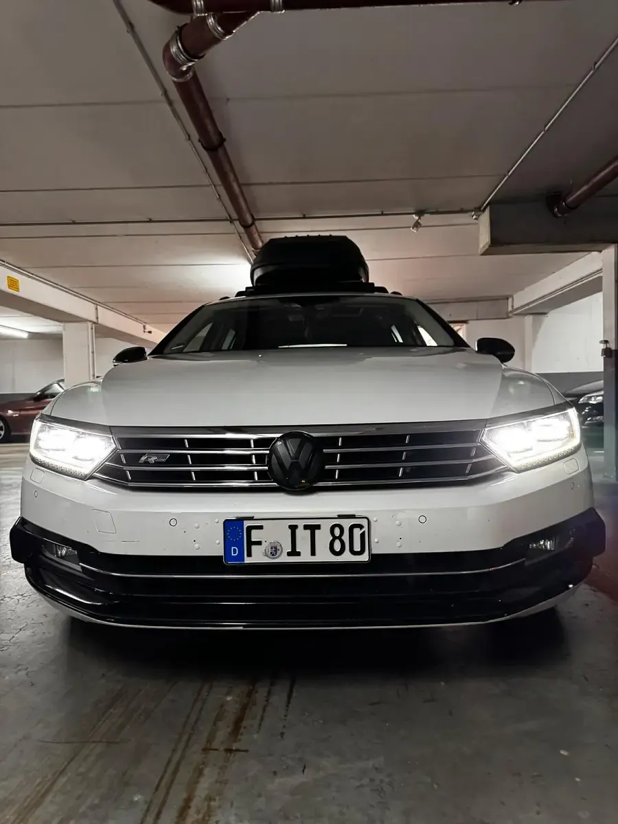 Gebraucht VW Passat 190 PS (139 kW) 2016 Weiß Kombi