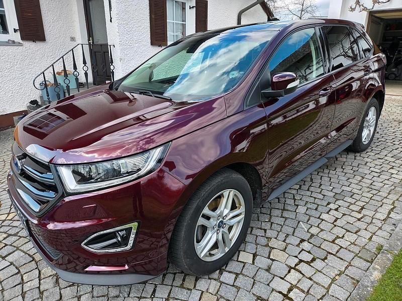 Usata Ford Edge 209 CV (153 kW) 2017 Viola SUV